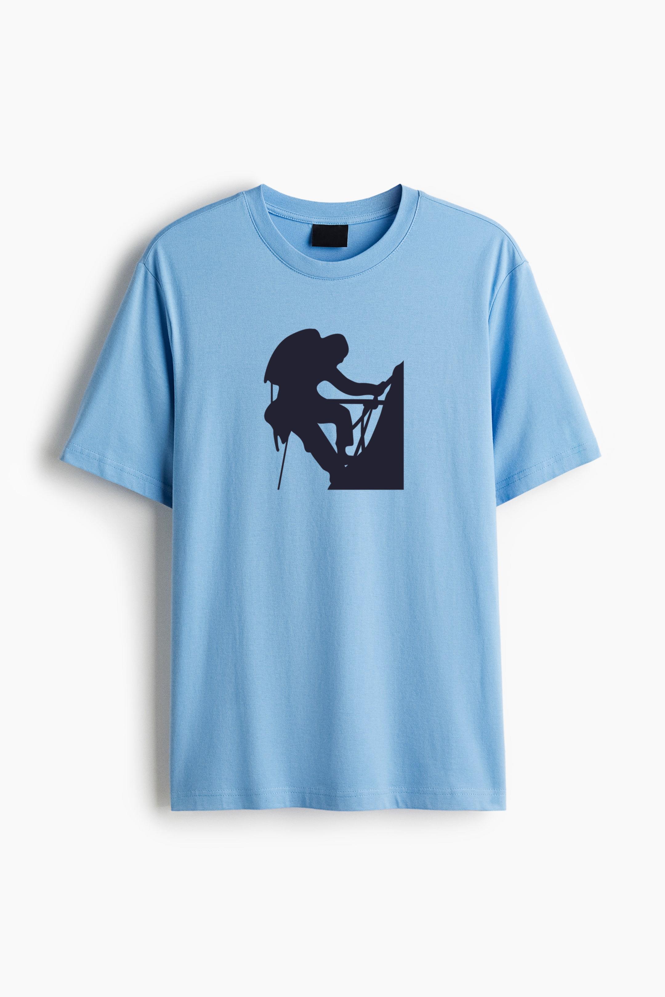 Mountain Climbing Silhouette 2 Classic Regular Fit T-Shirt