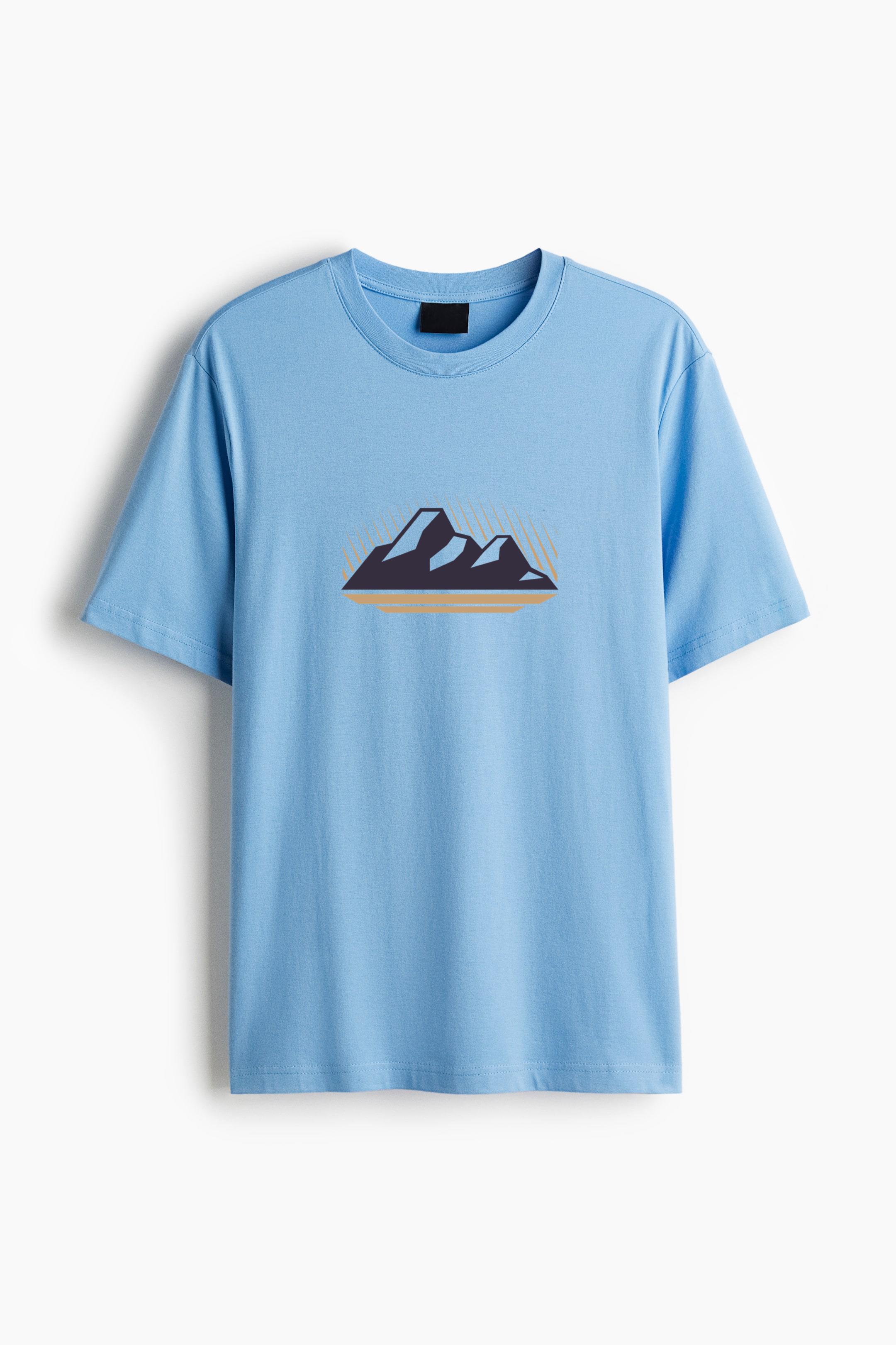 Mountain Label Badge Classic Regular Fit T-Shirt